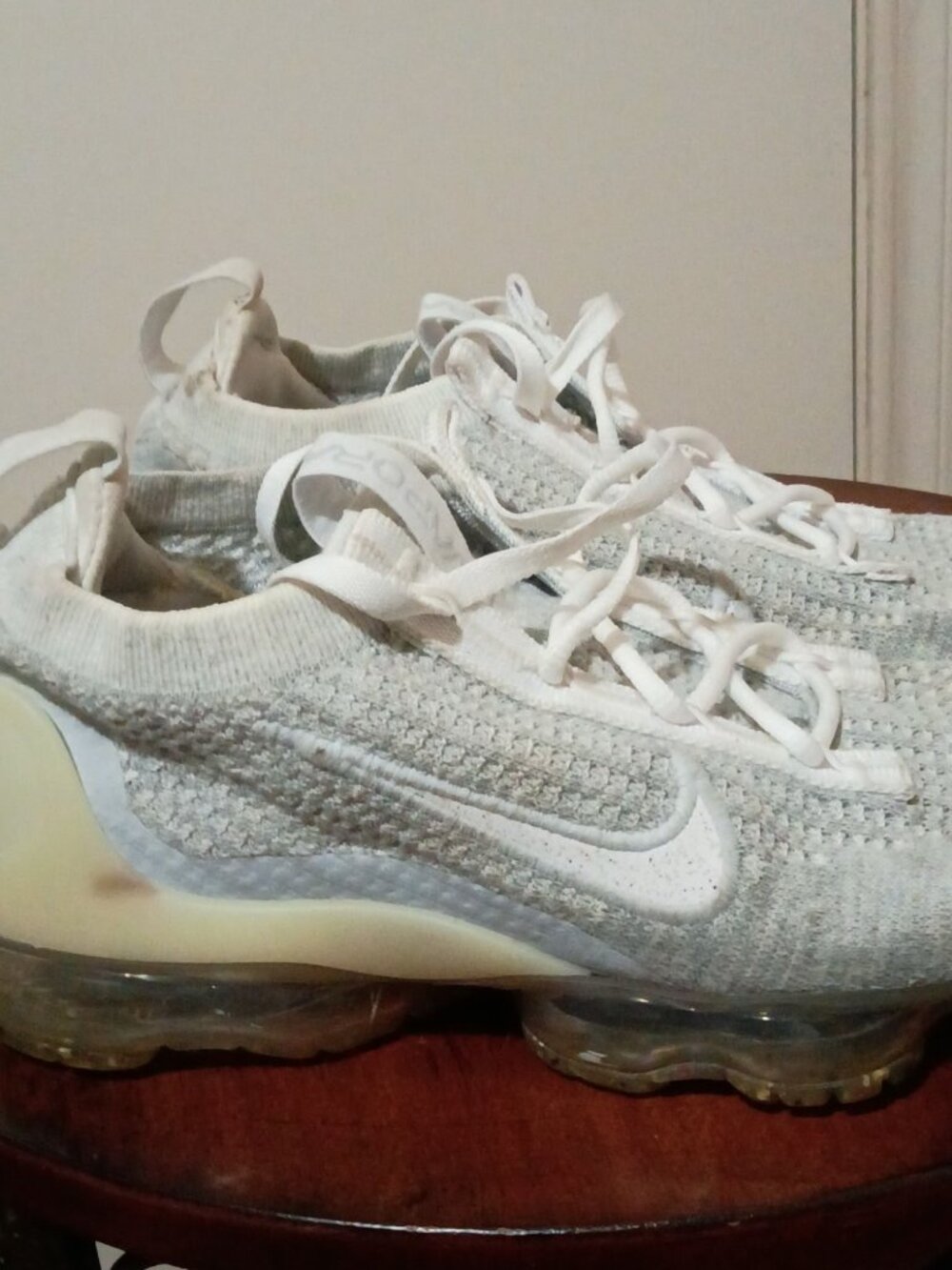Nike Air Vapormax 2021 Flyknit Women's Gray White Running Shoes SIZE 7.5 - Picture 4 of 14
